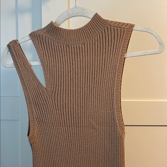 Astr the label One Shoulder Tan Ribbed Wool blend sweater dress - Picture 4 of 4